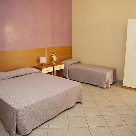 Il Portico Dei Normanni 3* Бутера