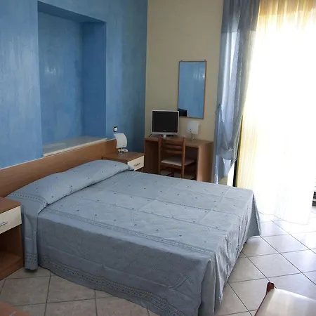 Il Portico Dei Normanni 3* Бутера